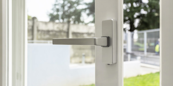 Carpintería Metálica de Aluminio / PVC Barcelona · Aislamientos Acústicos